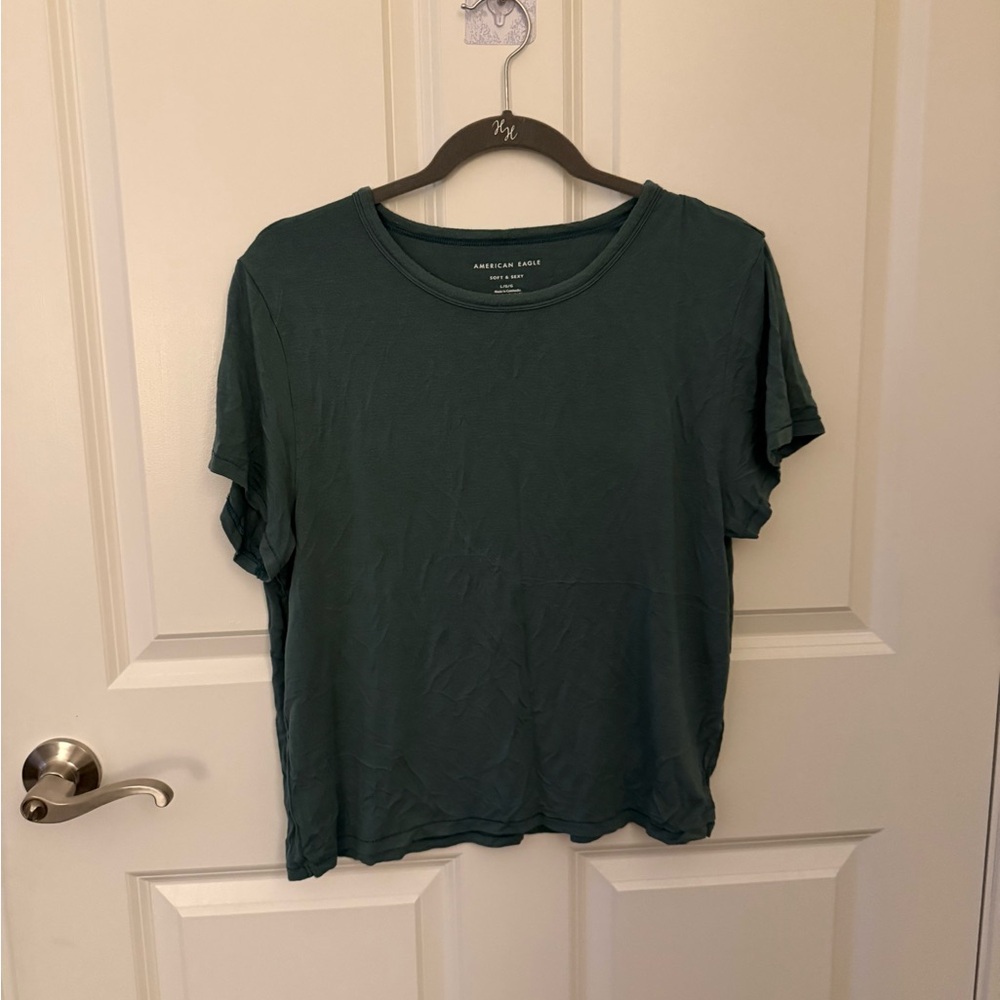 American Eagle Soft & Sexy Short Sleeve Crewneck Tee in Forest Green